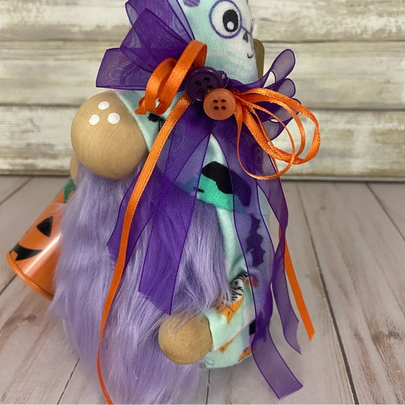 🚫SOLD🚫 Halloween Gnome Handmade Dracula Flannel Cotton Faux Fur Purple Cottage - Picture 8 of 11